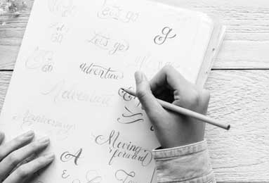 姚明回忆新秀赛季火箭往事：是什么让老猫抱头向老队友道歉？