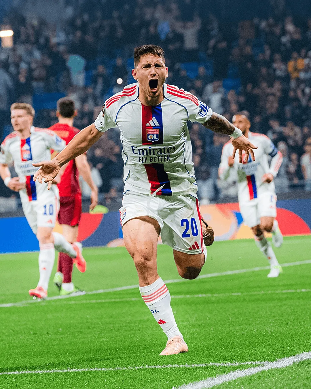 bsports-官方：里昂500万欧买断萨特里亚诺，并将他外租到赫塔菲